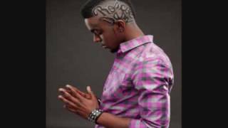 Roscoe Dash(Put it On Me).wmv