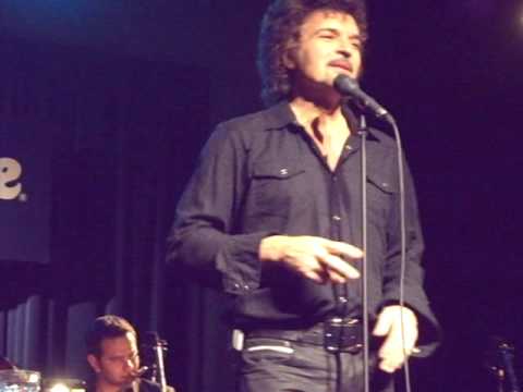 Gino Vannelli 27.02.2010  1 minutino di People gotta move