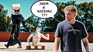 Video Nikdo tě nemá rád. - Jsi k ničemu