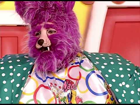 Video thumbnail for Enquanto o Seu Lobo Não Vem