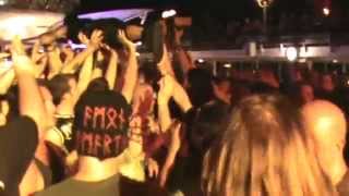 Cripper - Britta Crowd Surf