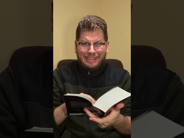 Vídeo relacionado con EL EXTRAÑO CASO DE STEPHEN KING: Una antología de opiniones infames sobre la Obra del maestro del horror que provoca reacciones desacordes al fanatismo