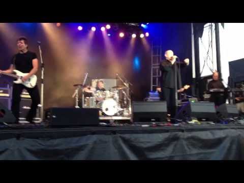 Kenny Shields and Streetheart - Action Live 2013