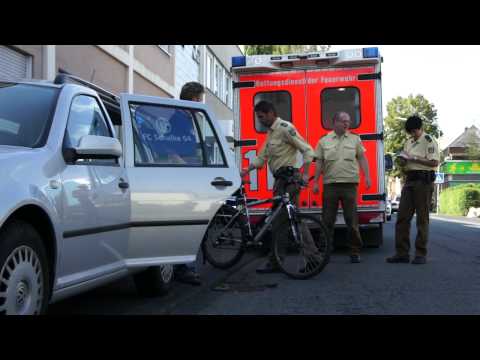 21.07.2011 Siegen: Fahrrad gegen PKW