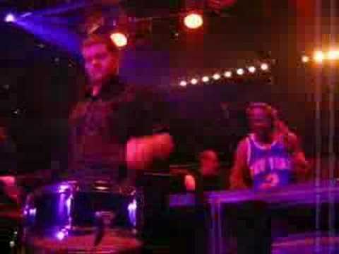 PIMPYOURNIGHT.FR - DJ MC ADRIAN & PERCUSSIONNISTE