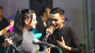 Download lagu EMAS HANTARAN Vt LALA WIDI - GARRY MAHESA - NEW MONATA - (DHEHAN AUDIO) mp3 Download lagu EMAS HANTARAN Vt LALA WIDI - GARRY MAHESA - NEW MONATA - (DHEHAN AUDIO) mp3