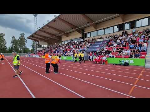 IF Karlstad Fotboll - FBK Karlstad spelarna kliver in på Sola Arena til derbyet 31.05.2024