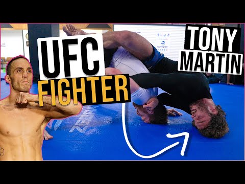 BJJ Black Belt Challenges A UFC Fighter And...