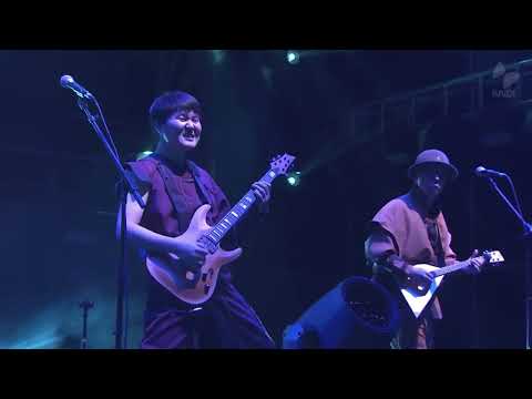 Nine Treasures - Tes Rivers Hymn (live)