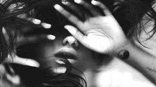 PɅRɅDIGMɅ - Familiar Love