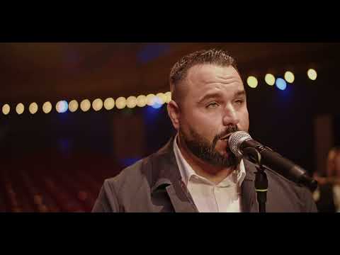 SALVATORE Un peu plus haut, un peu plus loin