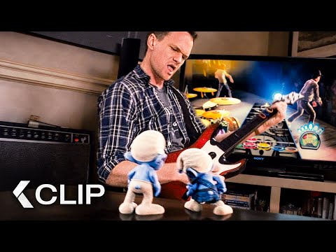 Neil Patrick Harris Shreds Guitar Hero - THE SMURFS Clip