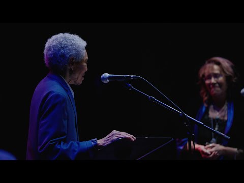 Beverly Glenn-Copeland featuring Elizabeth Copeland - Harbour (Live at Hackney Empire)