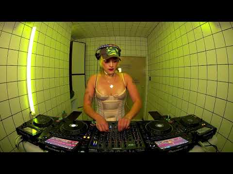 lolsnake-hor-berlin-aug-29-2023