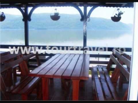 Cazare Pensiunea Doina Eselnita - www.TourTravel.ro