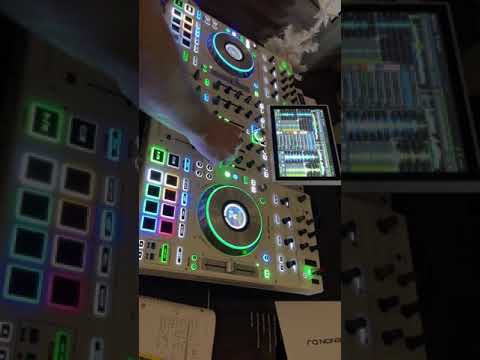 Denon Prime 4 (New White Editition) Quick 4 Deck Mashup