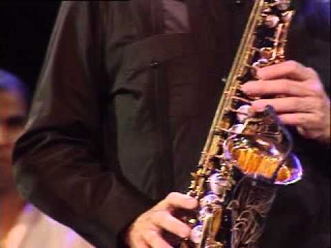 LAS HERMANAS MARQUEZ MEET PAQUITO D´RIVERA