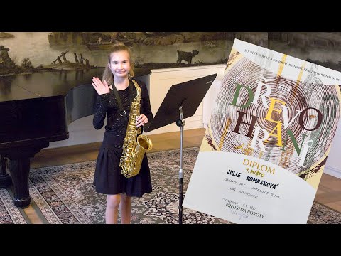 Julie Komrsková, 12 let, 1. místo Litvínovské dřevohraní, Erik Veldkamp - Jumpin´ up and down