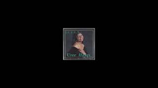 Uvee Hayes - In My Eyes