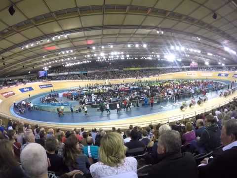 Caroline Ryan crashes during points race in omnium world track cycling championships
