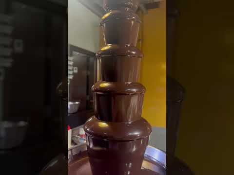 Chocolate fountain !! #viral #song #trending #shortvideo #uae #bollywood
