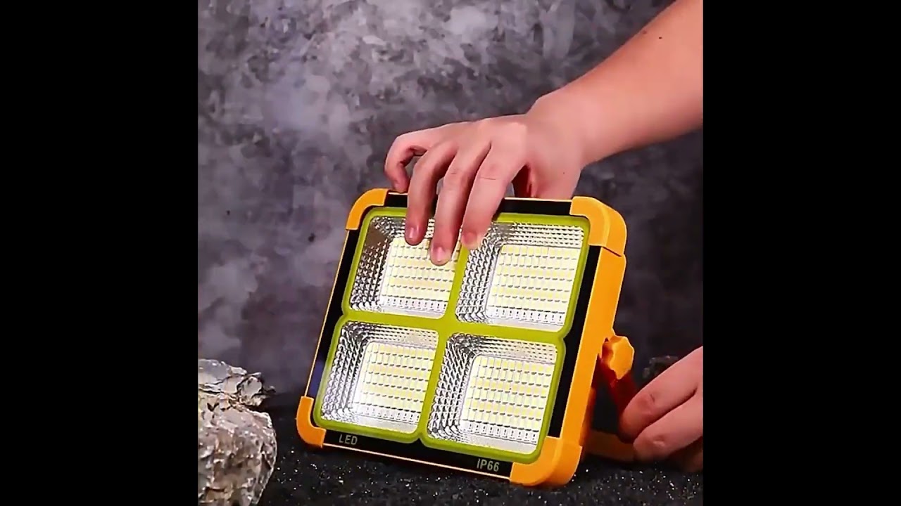 Lampe solaire Spot LED 100W, Batterie 7200 (mAh) video thumbnail