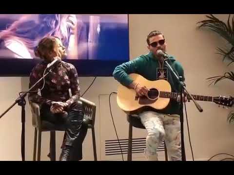 Abraham mateo & sofia reyes cantando  que ha pasao' en acustico