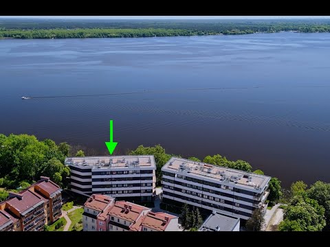 Apartament z niesamowitym widokiem na wodę tuż obok Warszawy.