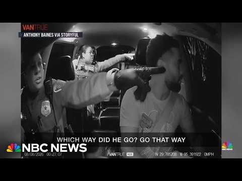 Police rush into Uber to chase fleeing suspect 