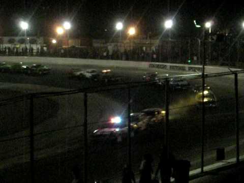 figure 8 train racing