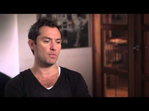 Dom Hemingway: Jude Law On Set Movie Interview | ScreenSlam