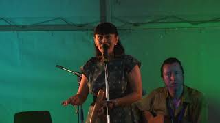 Download lagu Hank Marvin Drakesbrook Gypsy Jazz Concert mp3