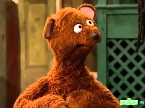 Sesame Street - WhoopiGoldberg Helps; BabyBear