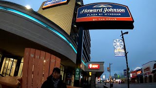 Niagara Falls Howard Johnson By The Falls Hotel Tour & Review