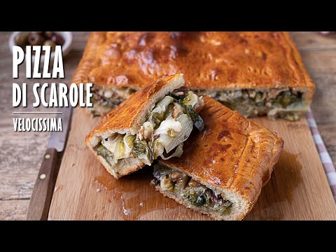 PIZZA DI SCAROLA VELOCISSIMA (con base pronta!) fatta in casa | Marianna Pascarella
