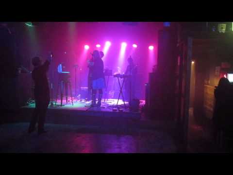 ESKIMO PUSSY -VALHALLA - 30/05/2015