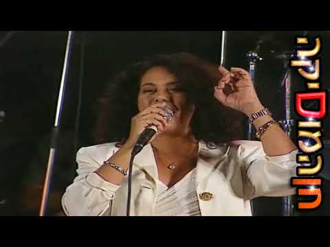 מרגלית צנעני - אמור (מופע זוהר בדשא, פסטיבל ערד 1996)