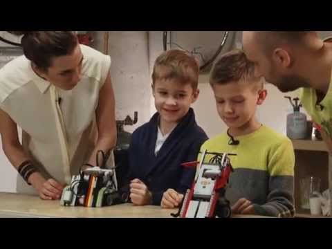 ZB 15ser - VIESIS Robotikas pulciņa zēni