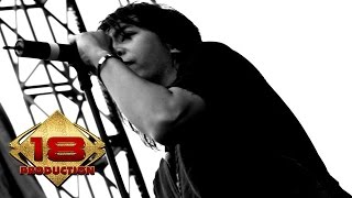 Download lagu Ari Lasso - Penjaga Hati (Live Konser Pamekasan Madura 5 November 2005) mp3 Download lagu Ari Lasso - Penjaga Hati (Live Konser Pamekasan Madura 5 November 2005) mp3