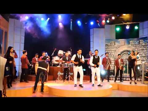 24 de Mayo-Banda Show. Tomando Cerveza - Autor Iván Maldonado Banda Show 24 de Mayo de Patate