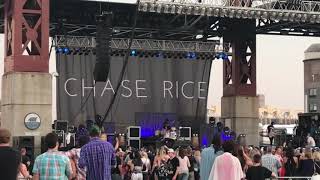 Eyes on You- Chase Rice (2018 live performance)