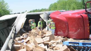 preview picture of video 'Commercial Vehicle Crash 05/14/2013'