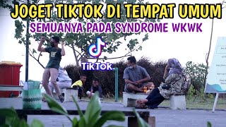 Download lagu JOGET TIKTOK DI TEMPAT UMUM DJ POM POM E [ ASLI BIKIN NGAKAK HABIS 🤣 mp3