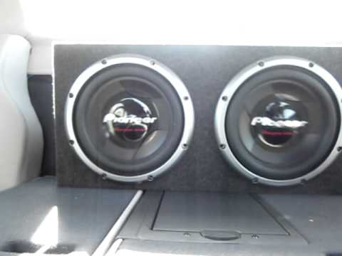 Pioneer TS-W308D4 Dual in Mercedes C320