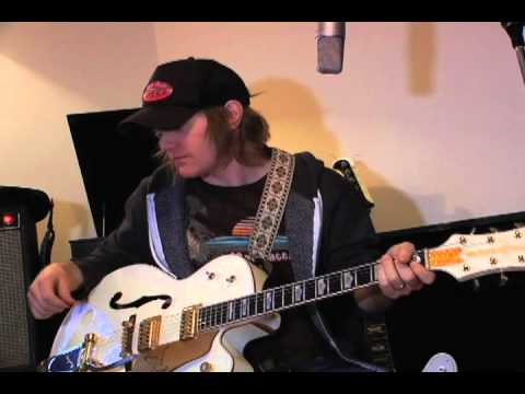 Luke Doucet's Gear - Gibson Explorer Amp