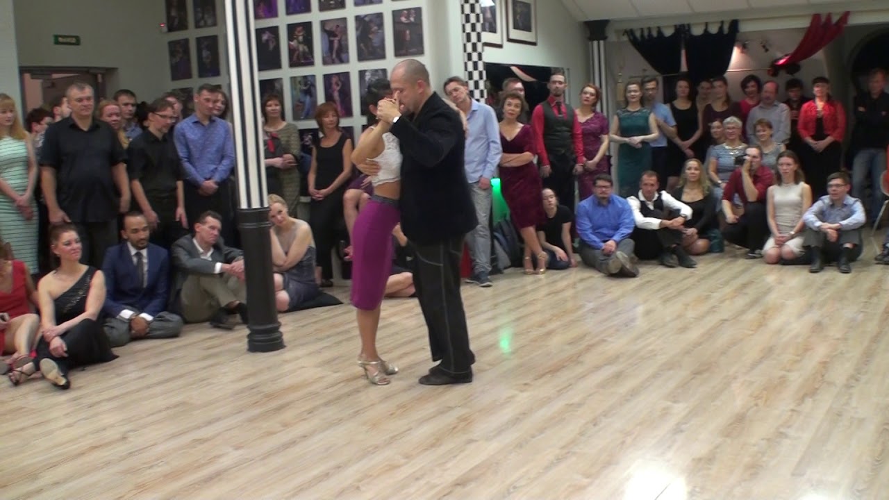 Video thumbnail for tango Chiara Beringuer y Alexey Roschektaev - «EDISSA - 18 years»