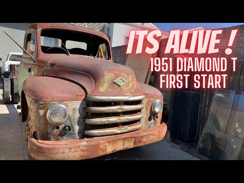 FIRST START standing 43 yrs, We kick it back to life ? 1954 Diamond T truck revival