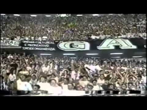IMPRESSIONANTE, a torcida mais apaixonada do mundo ! A MASSA do GALO...
