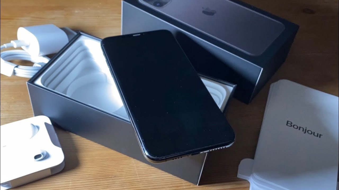 Apple iPhone 11 Pro Max 64 GB Space Gray unboxing and instructions