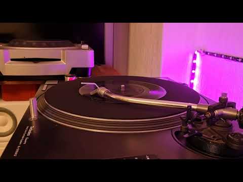 Stevie Wonder - Signed, Sealed Delivered I'm Yours - Tamla Motown - 1970 - 7" Record (45 Rpm)